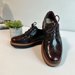 Clarks Women's Oxford Shoes - Burgundy and Black